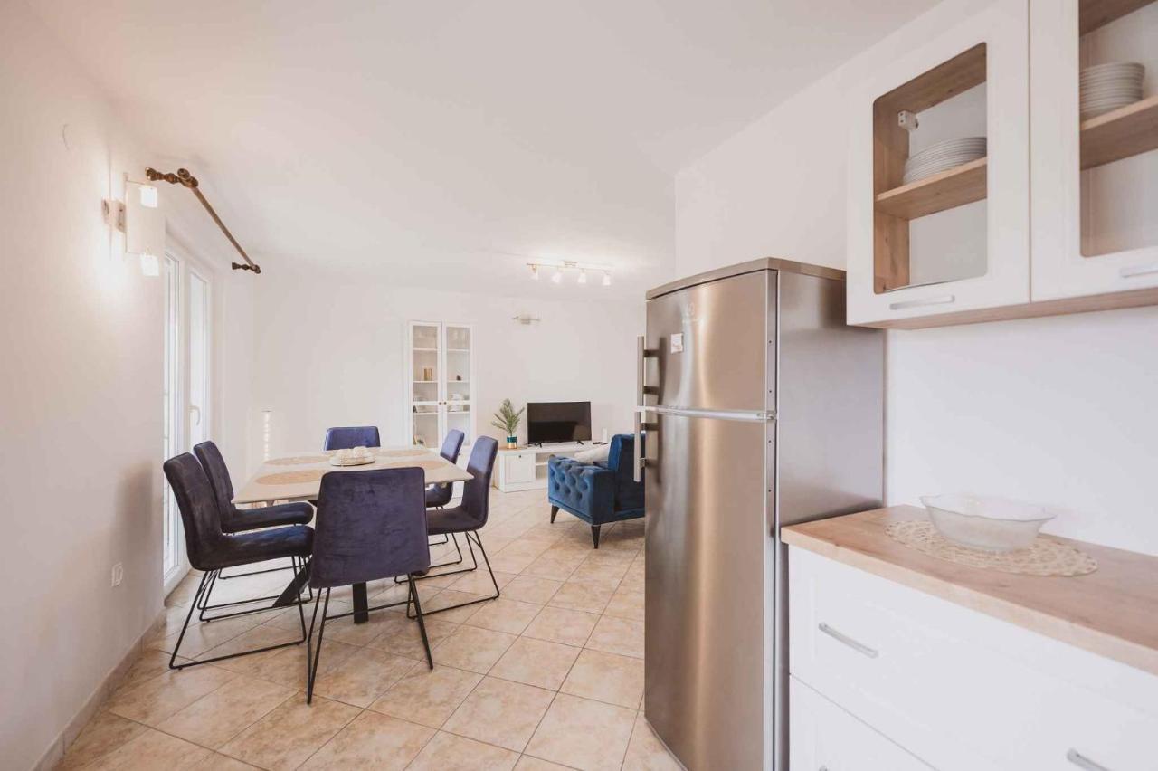 Holiday Home In Klimno - Insel Krk 42238 Extérieur photo